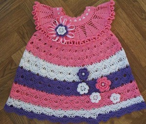 لباس بافتنی دستی بچه گانه,لباس بافتنی بچه گانه دخترانه,لباس بافتنی بچه گانه,مدل لباس بافتنی بچه گانه