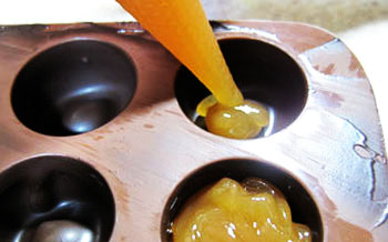 طرز تهیه شکلات کاراملی