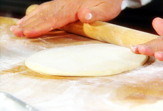 عکس دستور پخت خمیر پیتزا ایتالیایی,عکس دستور پخت خمیر پیتزا,عکس طرز تهیه خمیر پیتزا ایتالیایی