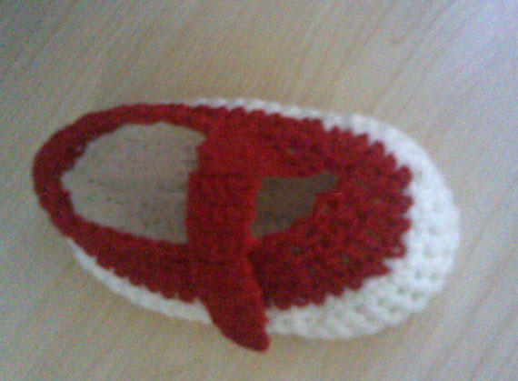 آموزش قلاب بافی کفش بچه,آموزش قلاب بافی کفش بچه گانه,آموزش قلاب بافی کفش نوزاد