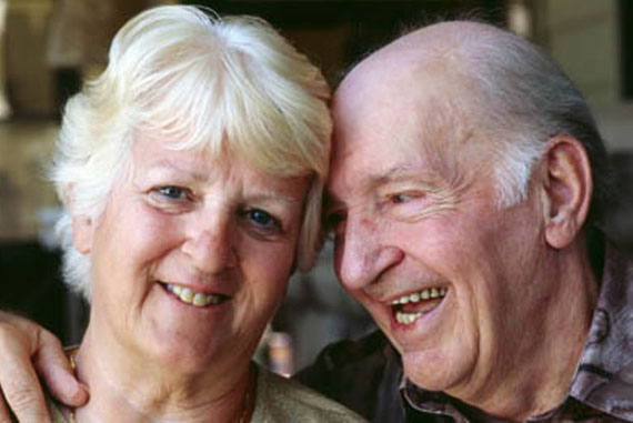 داستان کوتاه آموزنده(سکوت دلیل بر بی تفاوتی),داستان خانم و آقای لطفی,دلیل سکوت مردان, سکوت بی دلیل, دلیل سکوت مرد