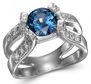 انگشتر یاقوت کبود زنانه,انگشتر یاقوت کبود,انگشتر یاقوت کبود اصل,انگشتر یاقوت کبود دو گل,انگشتر یاقوت زنانه,انگشتر یاقوت و برلیان