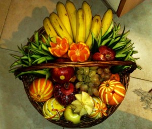 تزیین میوه شب یلدا عروس,تزیین میوه شب یلدا برای عروس, تزیین میوه های شب یلدا برای عروس