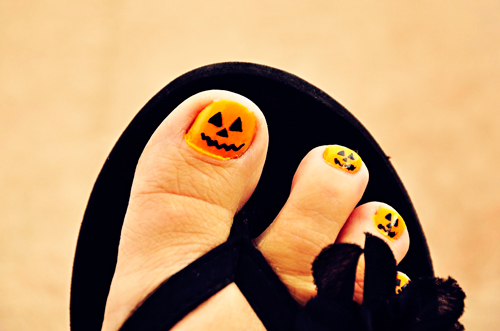 عکس مدل های لاک ناخن پا,عکس مدل لاک ناخن پا,عکس مدل لاک زدن ناخن پا