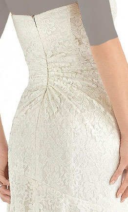 لباس عروس یقه دلبری